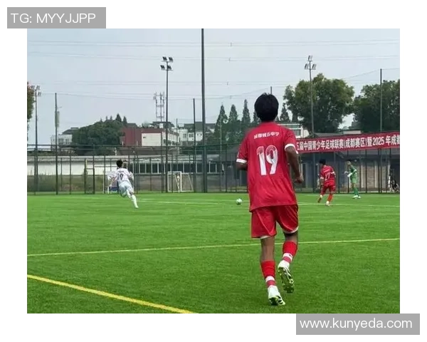 成都足球队在世界杯中的精彩表现与力量分析